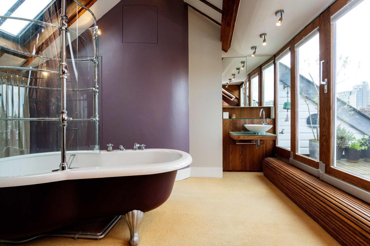 Apartament Veeve - Luxurious Leather Warehouse Londra